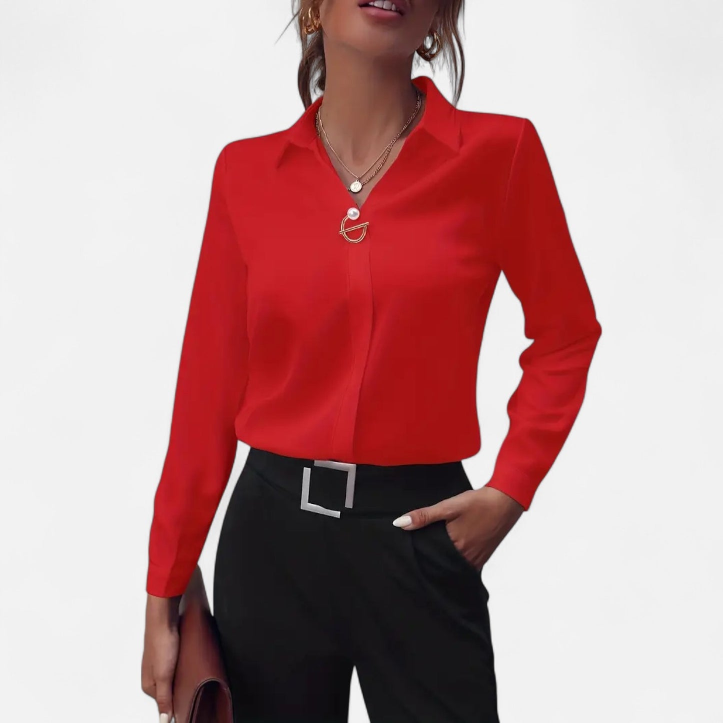 Novaréy | Blouse Élégante à Manches Longues – Détails Boutons Perles et Finesse Intemporelle